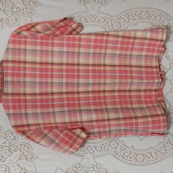 Blair button down shirt with extra button size M (InvW077) - Picture 3 of 4